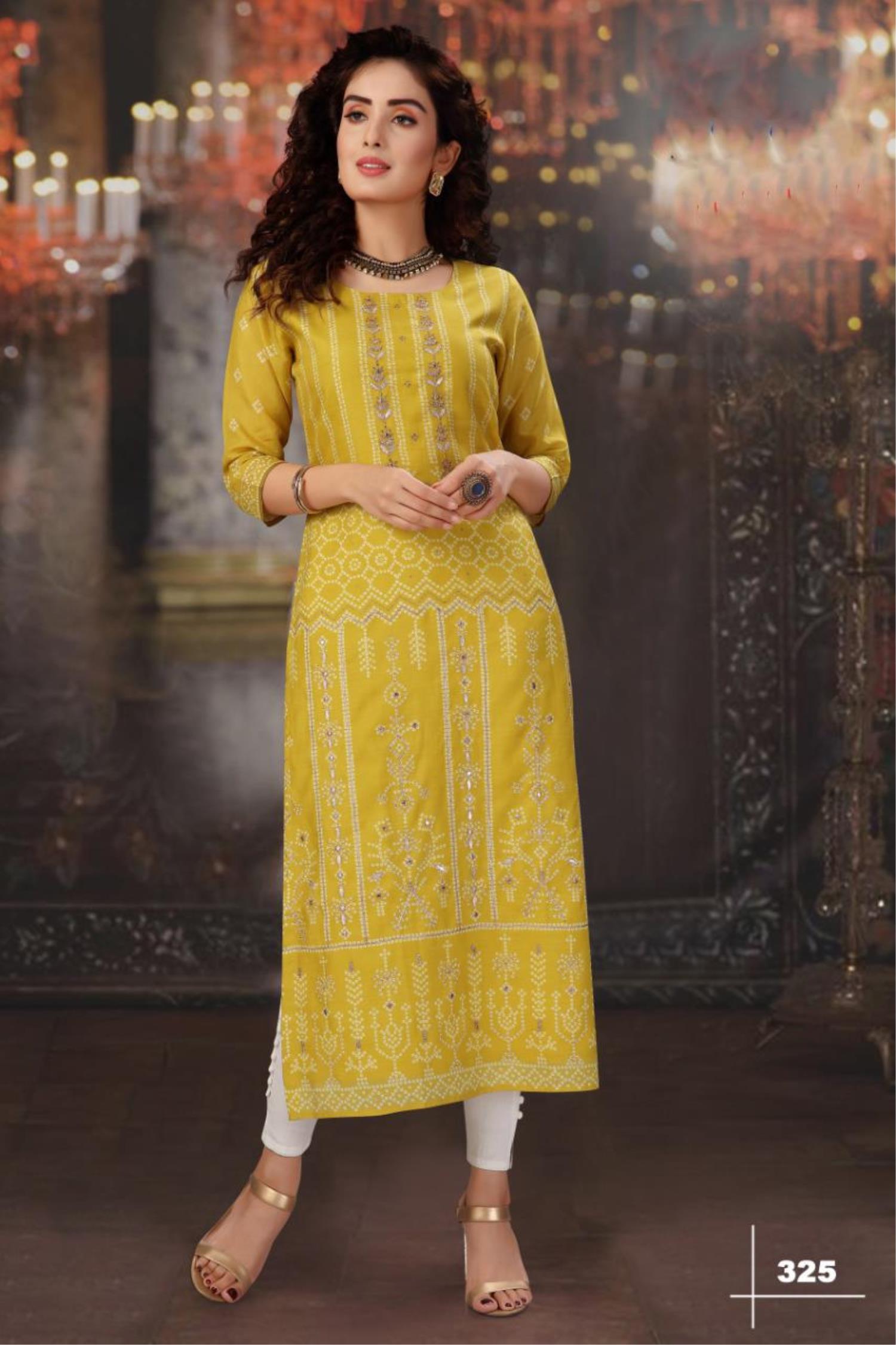 Buy Green Rayon Kurti with Embroidery Online – Bavis Clothing