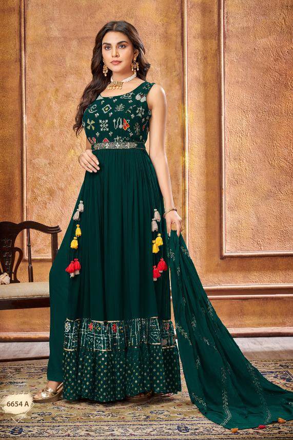 Buy online Green Silk Blend Unstitched Suit from Suits & Dress material for  Women by Mf Next for ₹1529 at 62% off | 2024 Limeroad.com