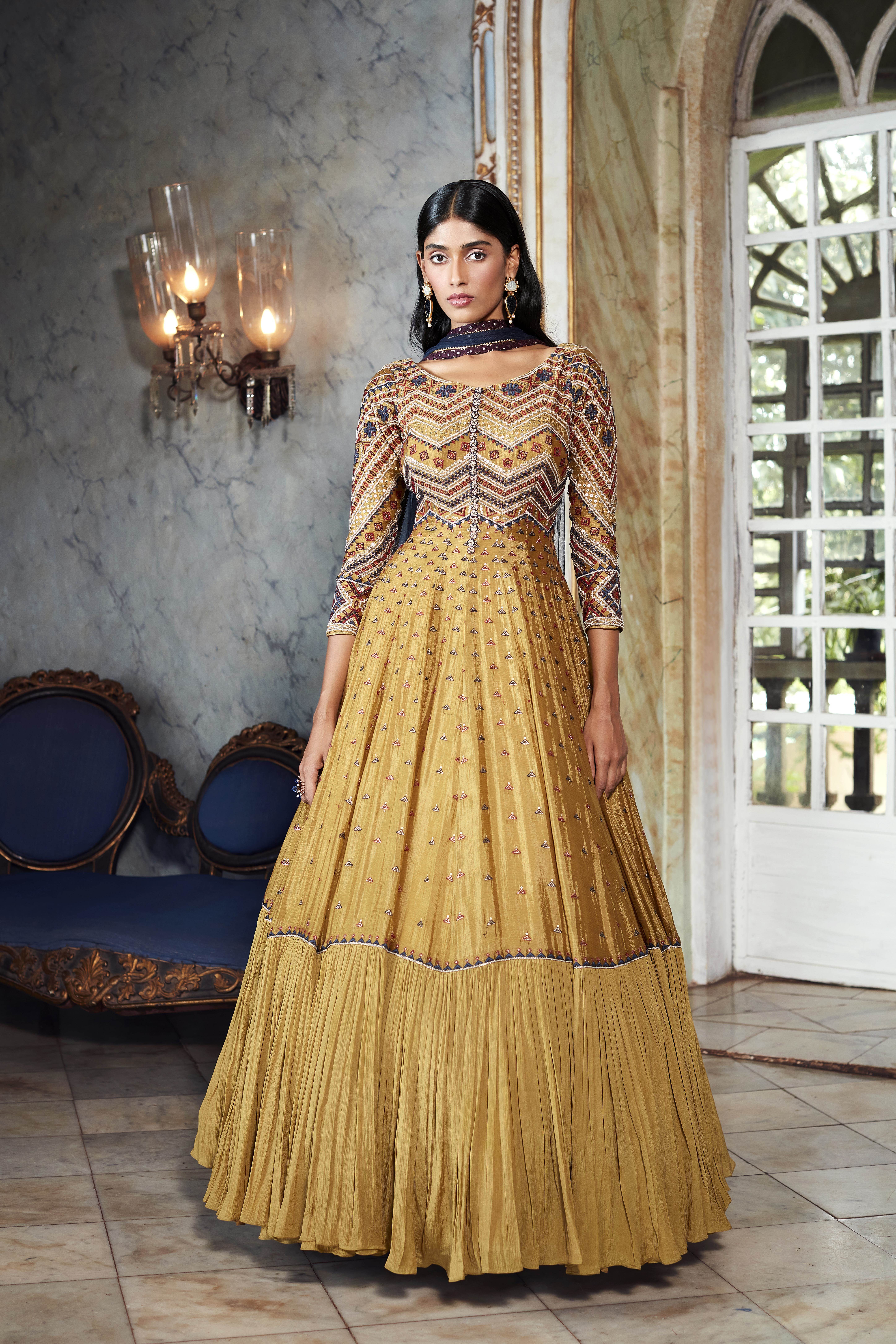Net Party Wear Latest Designer Heavy Embroidered Floor Touch Gown at Rs  4500/piece in Aliganj