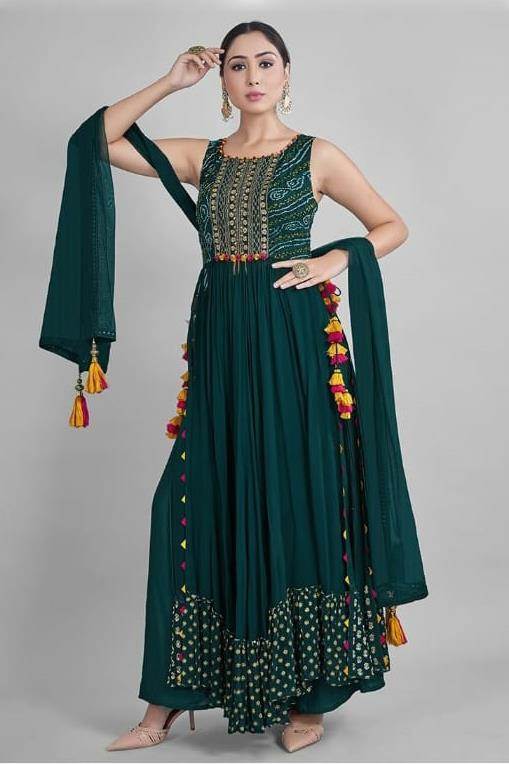 Novel Dark Green Festive Wear Embroidered Work Faux Georgette Indo Western  For Women at Rs 2498.00 | Indo Western Gown | ID: 26140805448