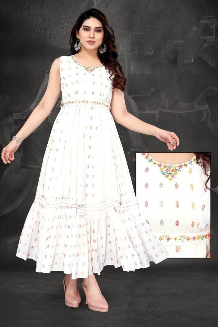 Share 238+ white gown kurti super hot