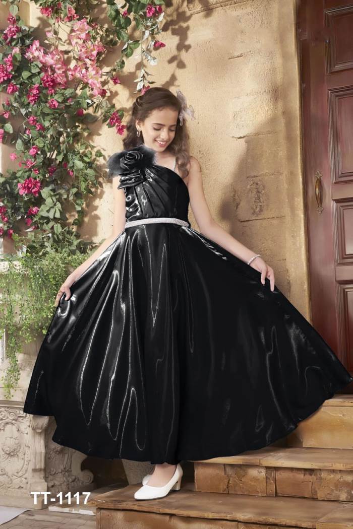 Black Color Party Wear Gown