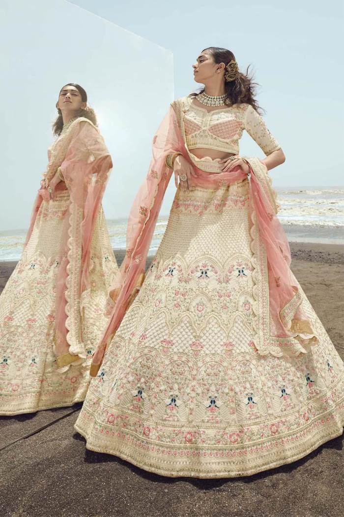 White Color Wedding Wear Designer Semi-Stitched Lehenga Choli