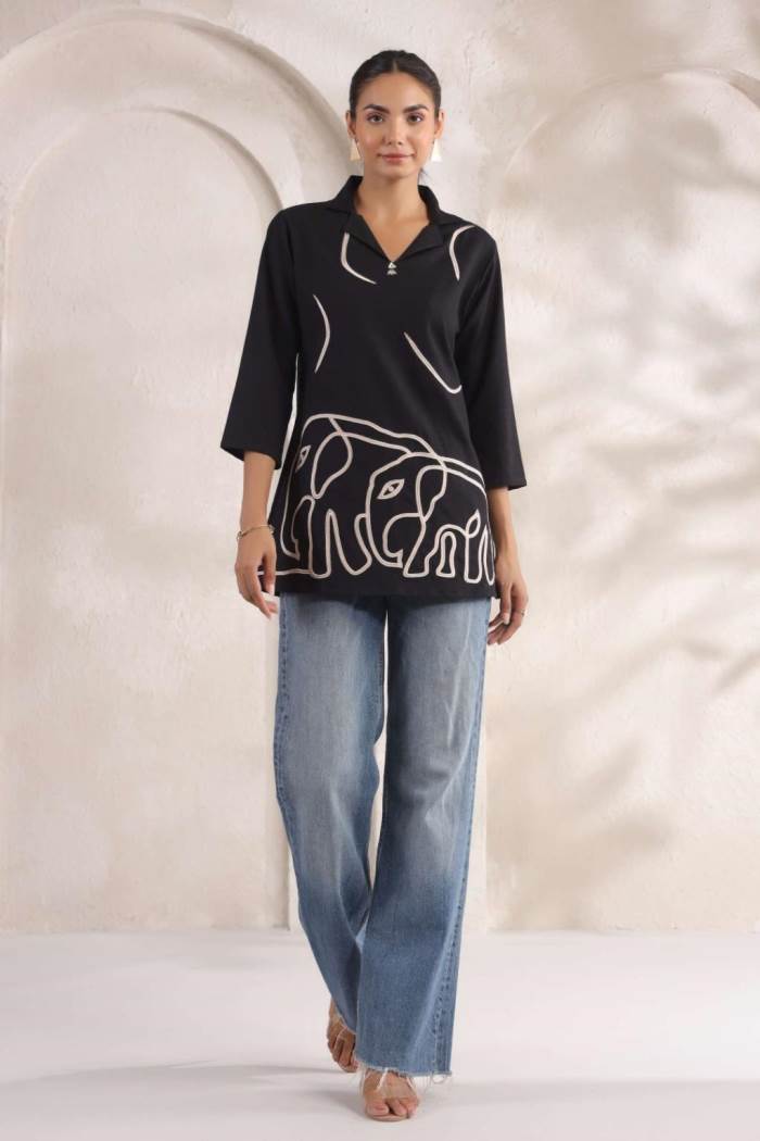 Black Color Casual Wear Short Kurti