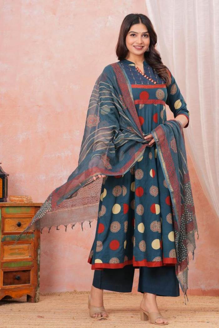 Peacock Color Casual Collection Designer Kurti Set